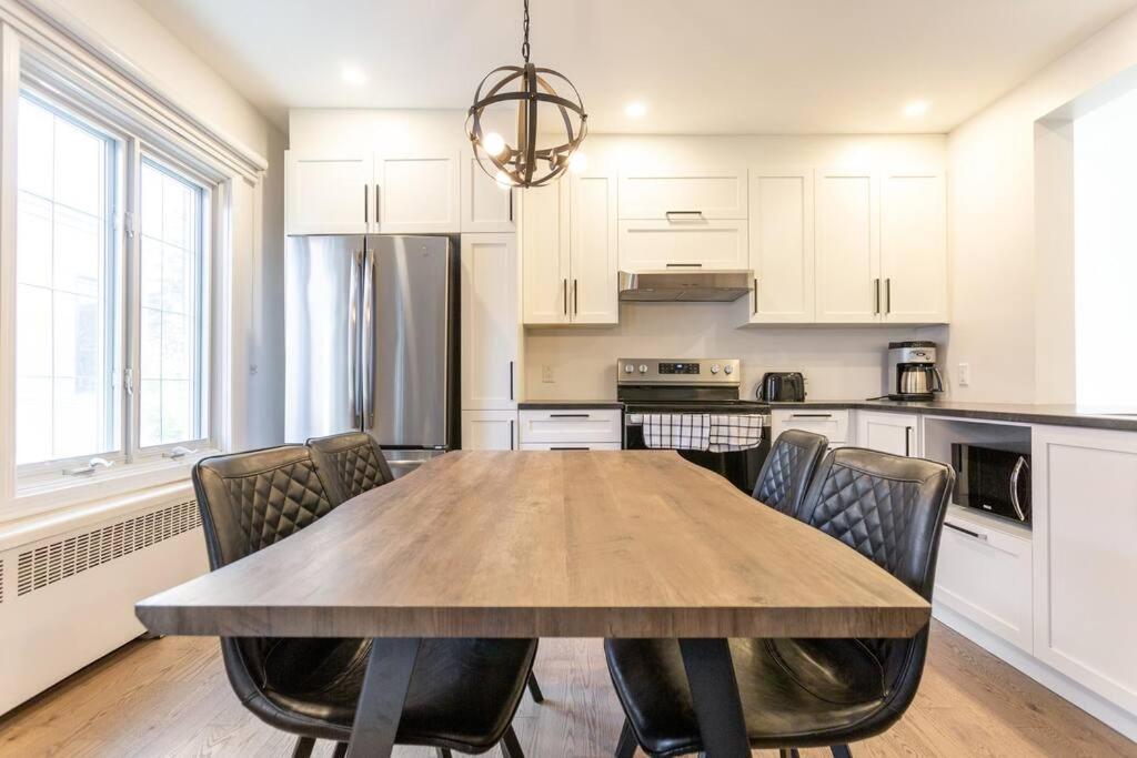 Free Parking, Beautiful 4 1/2- 2 Bedroom Apartment Montreal Exterior photo