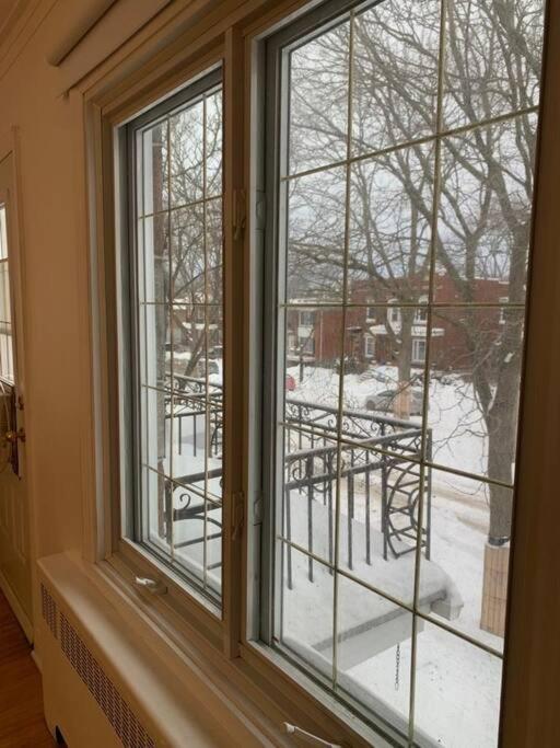 Free Parking, Beautiful 4 1/2- 2 Bedroom Apartment Montreal Exterior photo